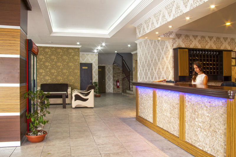 Kleopatra Aytur Alanya