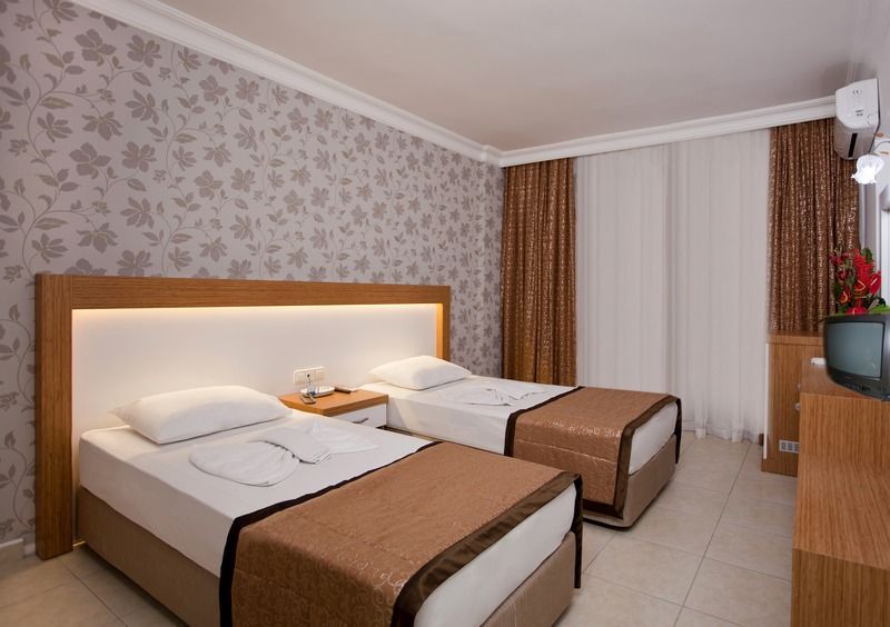 Hotel Kleopatra Aytur